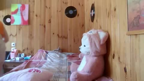 little_shygirl_ online show from September 11, 2025, 8:58 am