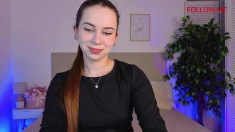 Snapshot of little_siin chatting on May 18, 2026, 9:20 pm little_siin online show from May 18, 2026, 9:20 pm