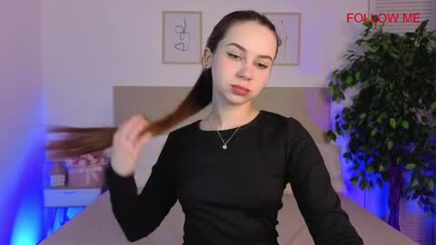 Snapshot of little_siin chatting on May 19, 2026, 2:07 am little_siin online show from May 19, 2026, 2:07 am