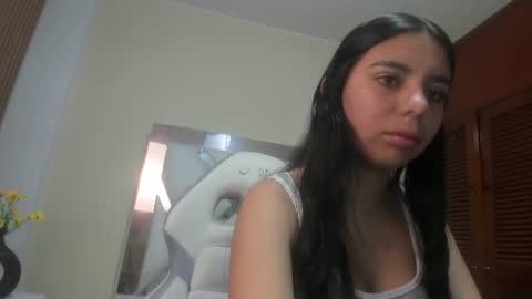 little_ssweet online show from June 26, 2026, 1:26 pm