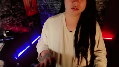 Snapshot of little_sunshine18 chatting on July 14, 2026, 8:14 pm shine online show from July 14, 2026, 8:14 pm