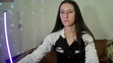 LittleAhWitch online show from March 9, 2025, 12:42 pm