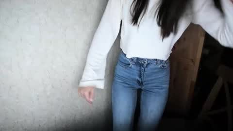 littleashleyy online show from December 19, 2025, 2:24 pm