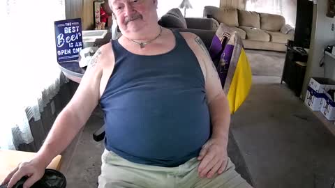 Littled83057 online show from September 20, 2025, 5:03 pm