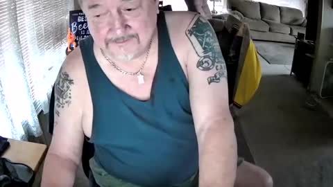 Littled83057 online show from April 11, 2026, 5:50 pm