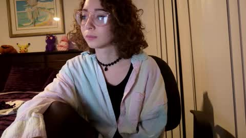 littledeathtrap online show from December 3, 2025, 11:14 pm