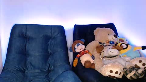 Manu online show from March 29, 2026, 4:34 am