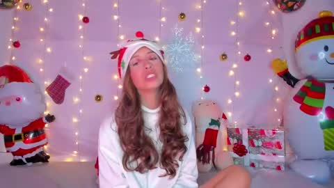 littlee_emma_ online show from December 30, 2024, 9:16 am