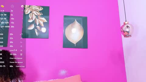 Tania  online show from September 26, 2025, 8:24 pm