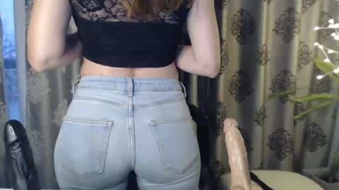 Your little flower  online show from December 21, 2024, 2:15 pm