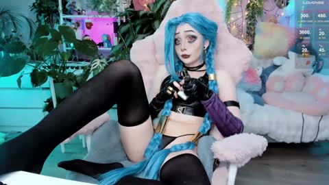 Riza Riri Puff  online show from February 8, 2025, 4:57 pm