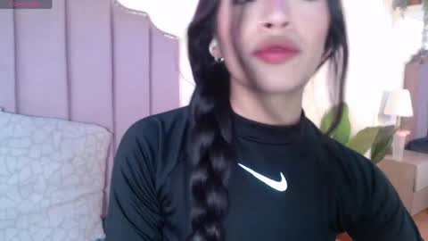 Snapshot of littlejade_dh chatting on May 26, 2026, 11:50 am littlejade_dh online show from May 26, 2026, 11:50 am