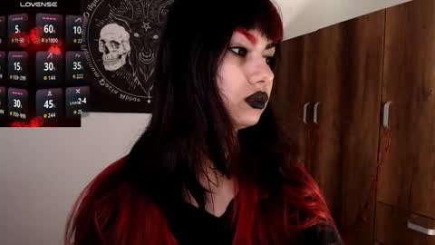 Snapshot of littleluciferrr chatting on May 24, 2026, 5:29 pm Lucifer online show from May 24, 2026, 5:29 pm
