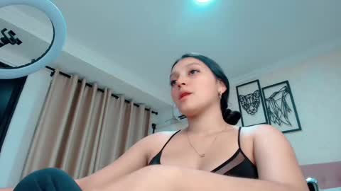 Sarahs Room online show from March 12, 2025, 5:02 am