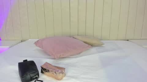 im olivia IG littleolivia01 online show from February 11, 2025, 12:58 pm