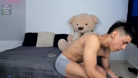 Snapshot of littleparker chatting on December 20, 2025, 3:52 pm PARKER online show from December 20, 2025, 3:52 pm