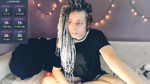 Snapshot of littlepinkcat chatting on March 8, 2025, 7:31 pm Felix online show from March 8, 2025, 7:31 pm