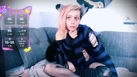 Snapshot of littlepinkcat chatting on October 13, 2025, 1:22 pm Felix online show from October 13, 2025, 1:22 pm