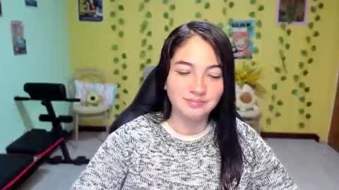 Snapshot of littleprety6969 chatting on June 8, 2026, 2:01 am Mia Wednesday to Sunday 730 am to 1030 am Colombian Hour D online show from June 8, 2026, 2:01 am