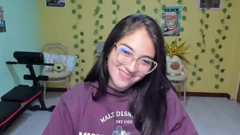 Snapshot of littleprety6969 chatting on June 12, 2026, 5:28 am Mia Wednesday to Sunday 730 am to 1030 am Colombian Hour D online show from June 12, 2026, 5:28 am