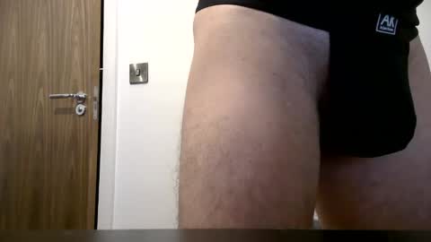 Snapshot of littleprincegotkinky chatting on February 1, 2026, 2:10 am yettobebroken online show from February 1, 2026, 2:10 am