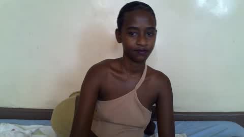 Snapshot of littlesandie chatting on February 13, 2025, 4:54 am littlesandie online show from February 13, 2025, 4:54 am