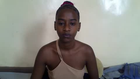 Snapshot of littlesandie chatting on February 28, 2025, 5:48 am littlesandie online show from February 28, 2025, 5:48 am