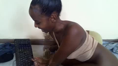 Snapshot of littlesandie chatting on February 28, 2025, 8:53 am littlesandie online show from February 28, 2025, 8:53 am