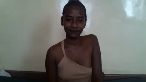 Snapshot of littlesandie chatting on March 10, 2025, 5:54 am littlesandie online show from March 10, 2025, 5:54 am