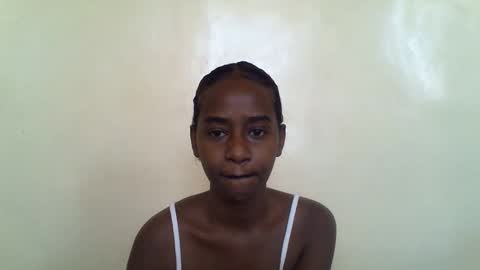 Snapshot of littlesandie chatting on October 29, 2025, 6:48 am littlesandie online show from October 29, 2025, 6:48 am