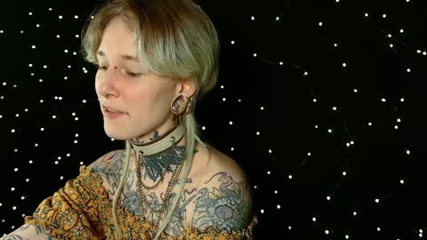 Snapshot of littlespacemouse chatting on December 19, 2024, 8:44 pm Niki free tg channel with some photos gifs and info about streams online show from December 19, 2024, 8:44 pm