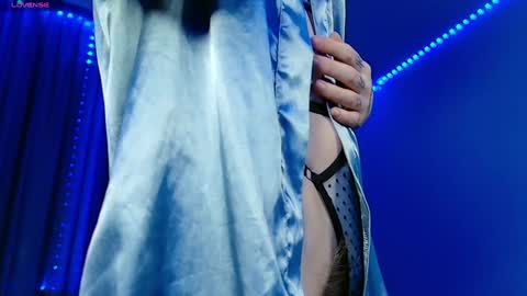 Snapshot of littlespacemouse chatting on January 7, 2025, 12:45 am Niki free tg channel with some photos gifs and info about streams online show from January 7, 2025, 12:45 am