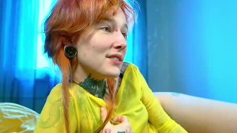 Snapshot of littlespacemouse chatting on February 12, 2025, 10:56 am Niki free tg channel with some photos gifs and info about streams online show from February 12, 2025, 10:56 am