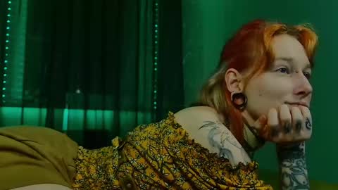 Snapshot of littlespacemouse chatting on February 21, 2025, 5:53 pm Niki free tg channel with some photos gifs and info about streams online show from February 21, 2025, 5:53 pm