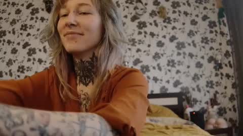 Snapshot of littlespacemouse chatting on October 14, 2025, 8:59 am Niki free tg channel with some photos gifs and info about streams online show from October 14, 2025, 8:59 am