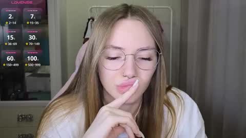 Eliana online show from March 7, 2025, 11:07 am