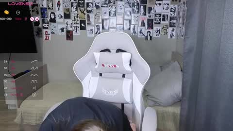 Eliana online show from April 19, 2026, 10:58 am