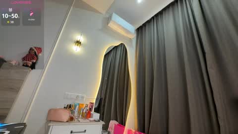 liuli_flower online show from April 20, 2026, 10:22 pm