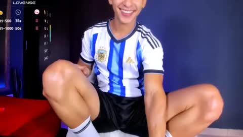 Snapshot of liuscast_22 chatting on June 17, 2026, 1:56 pm Luis Castro online show from June 17, 2026, 1:56 pm