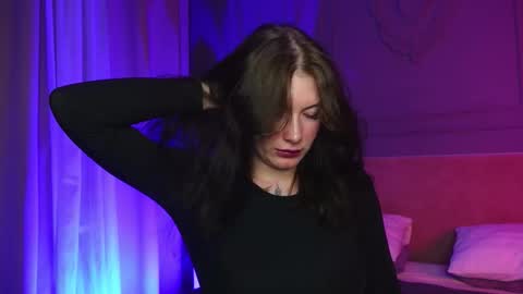 Liv 3 online show from November 13, 2025, 2:05 pm