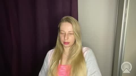 Livandria online show from May 17, 2026, 8:27 pm