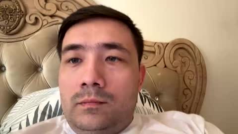 live_8 online show from April 25, 2026, 9:34 am