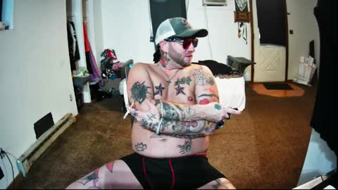 Snapshot of livingpuddle chatting on April 12, 2026, 1:49 pm livingpuddle online show from April 12, 2026, 1:49 pm