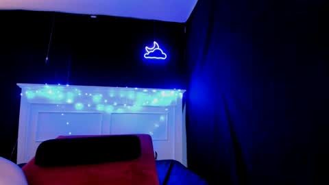 Liv online show from December 21, 2024, 8:00 pm