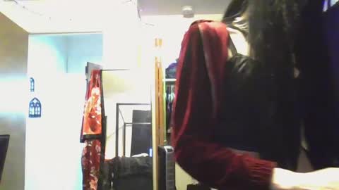 Liv Mirage online show from February 5, 2025, 10:55 pm