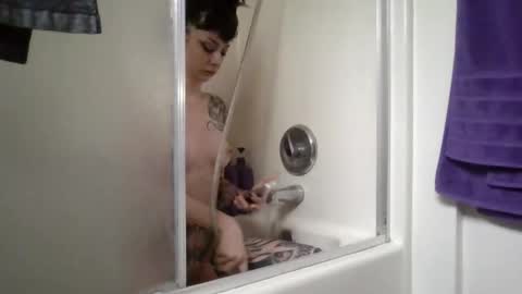 Liv Mirage online show from October 30, 2025, 3:57 pm