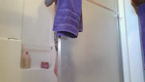 Liv Mirage online show from December 17, 2025, 4:46 pm