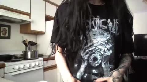 Liv Mirage online show from March 4, 2026, 8:15 pm