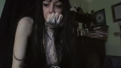 Liv Mirage online show from April 19, 2026, 6:21 pm