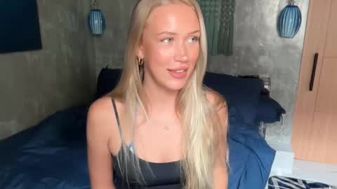 olivia online show from February 9, 2026, 3:10 am